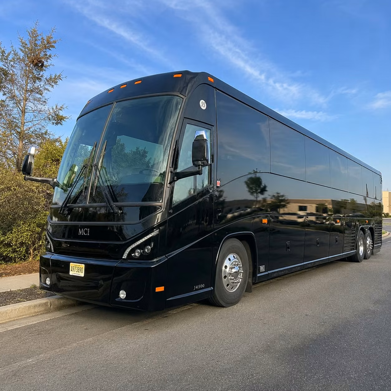 sunrise government agencies rely on charter buses to keep operations running smoothly