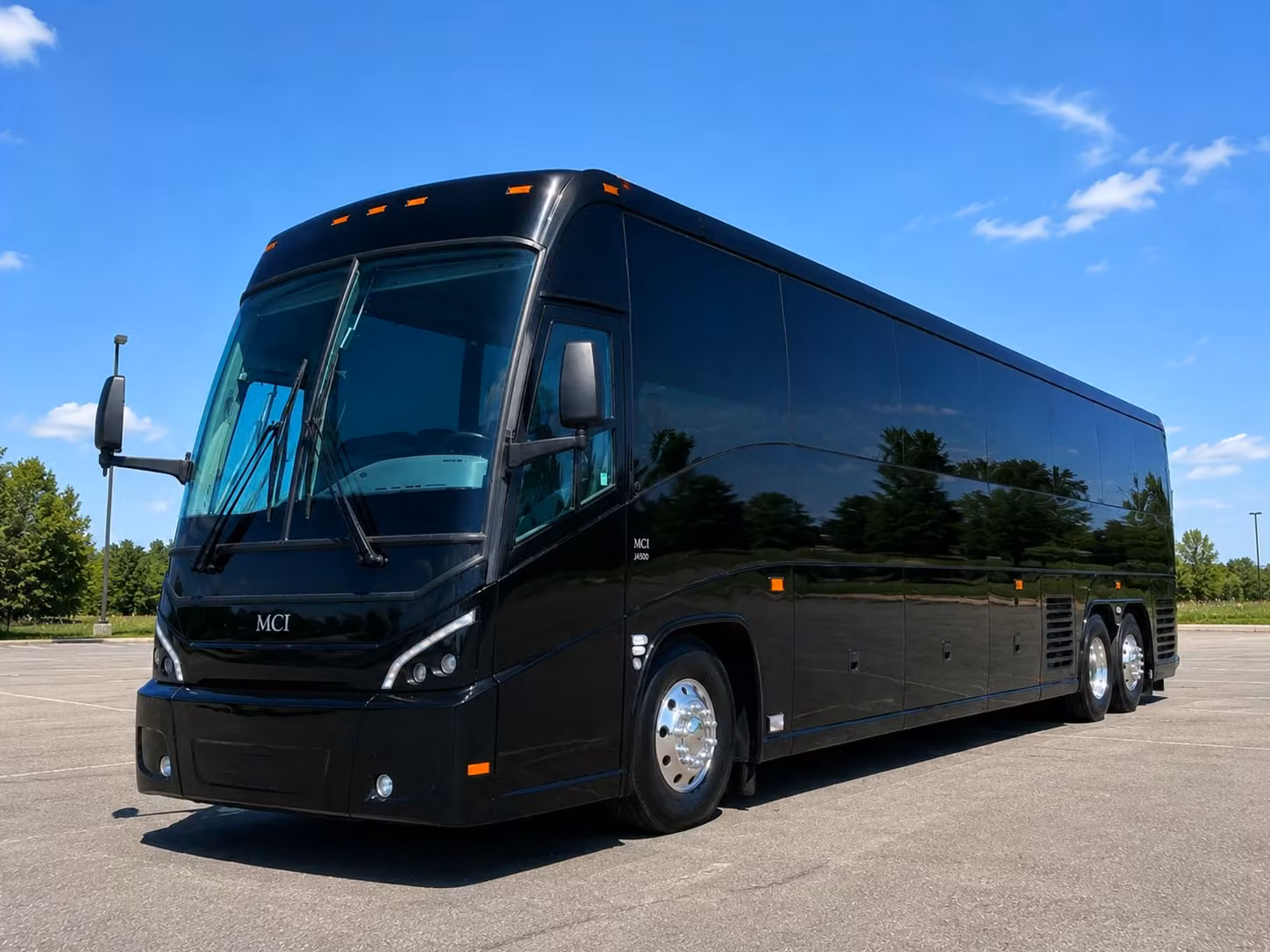 sunrisecharterbus com can help you coordinate multi bus field trip transportation for large schools